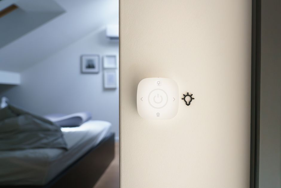 Best Smart Bedroom Devices 2026: Sleep, Sunrise & Blackout