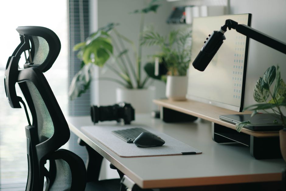 Ergonomic Home Office Setup Tips From Physical Therapists
