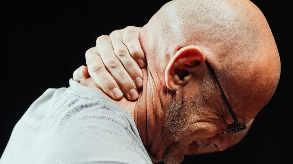 How to Avoid Neck Pain From Looking Down at Laptops